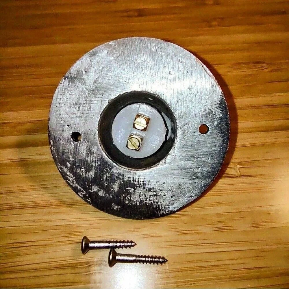 The Retro PRESS Push Button Doorbell‎ - Brushed Nickel - Round
